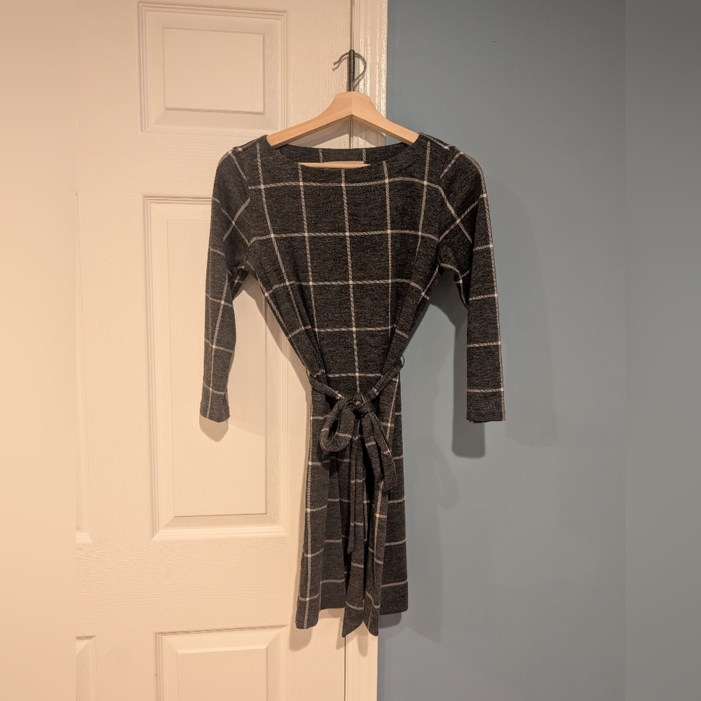 Ann Taylor LOFT Charcoal Checkered Belted Dress